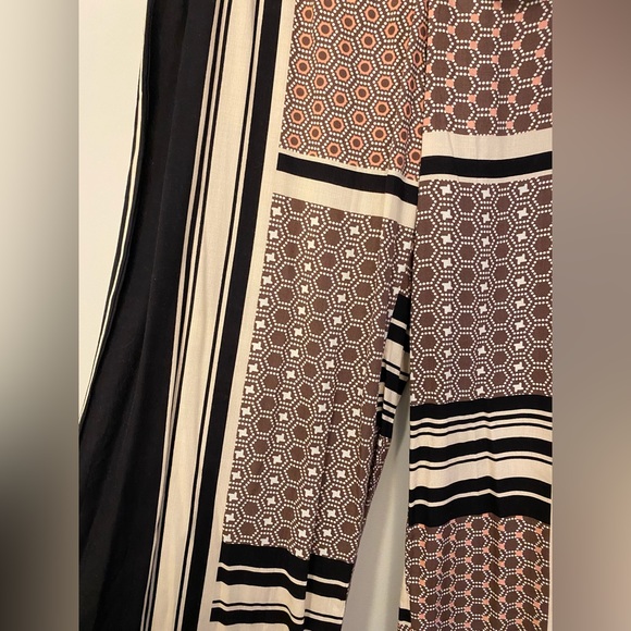 boho office attire
🖤 - Picture 6 of 6